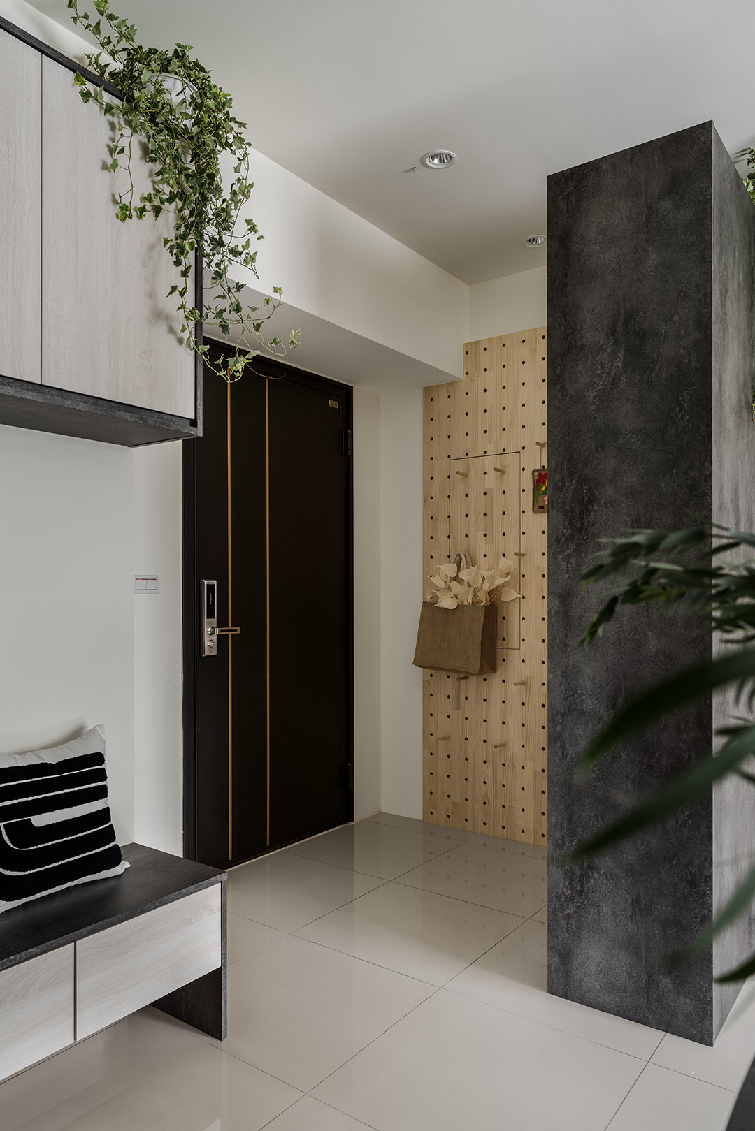 台南室內裝修|玄關裝潢案例照片:純境現代∣新豐春福